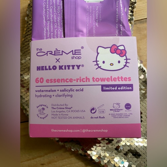 The creme shop Hello Kitty Towelettes watermelon + salicylic acid discontinued - Picture 2 of 2